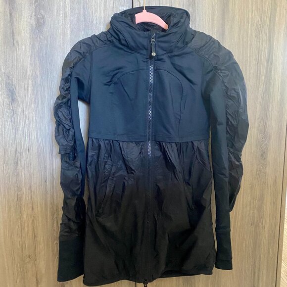 Lululemon Super Tracker Jacket - Picture 3 of 10